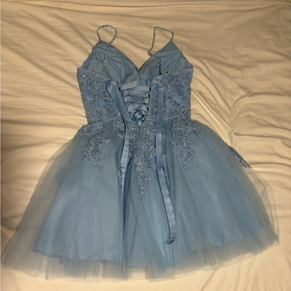 MORILEE BLUE FLORAL TULLE DRESS (4) - Picture 4 of 6
